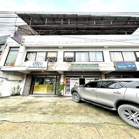 Oyo 910 Sabaidee Suites Mandaue City Luaran gambar